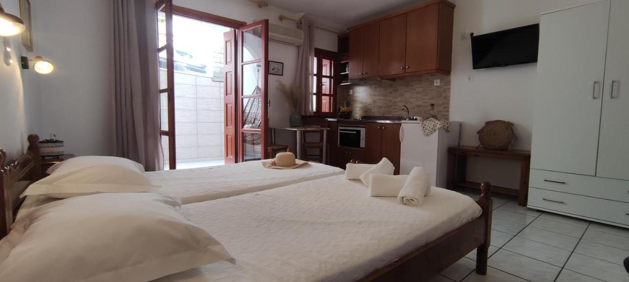 Καπετάνος Δωμάτια Naxos City Εξωτερικό φωτογραφία